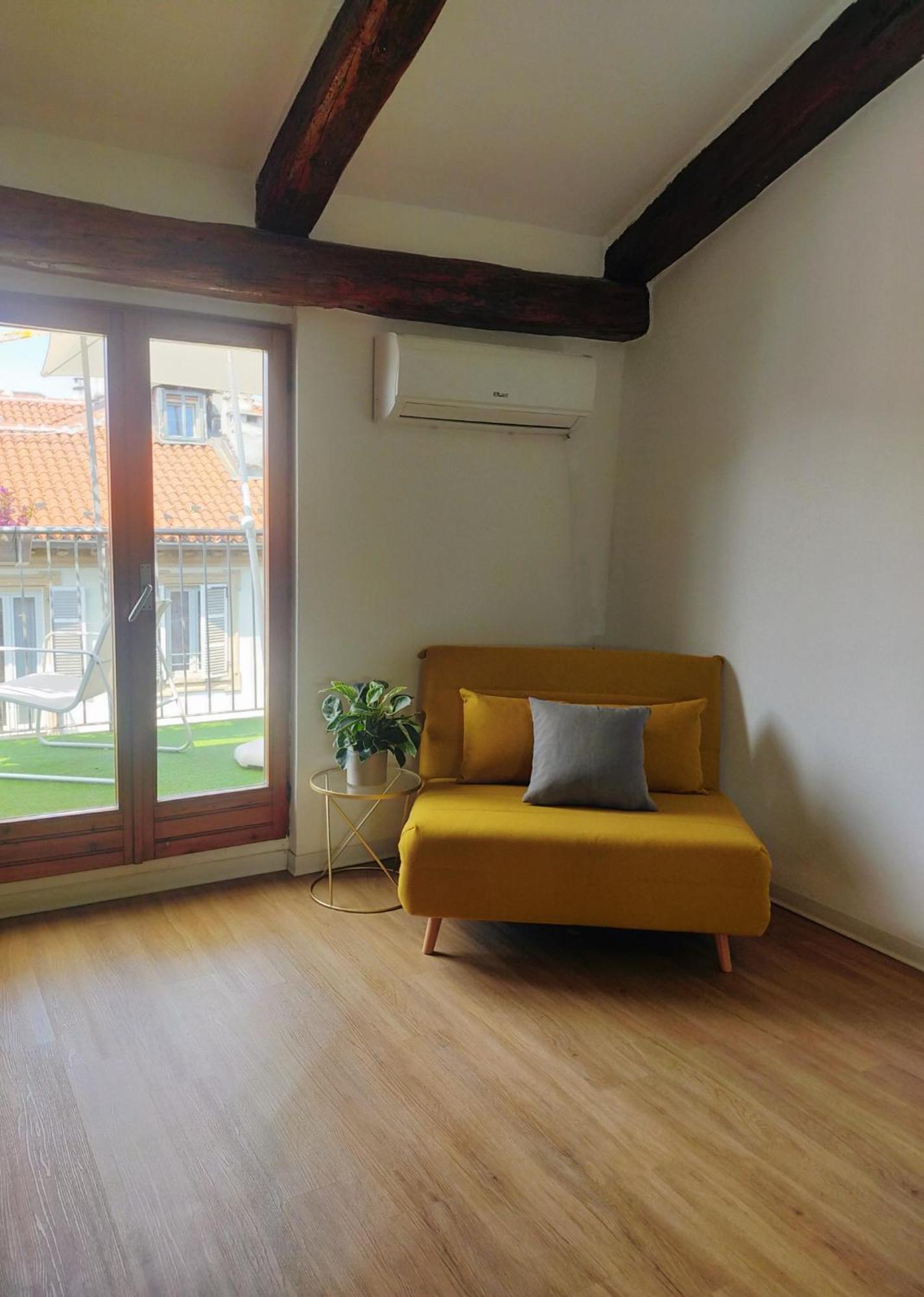 L.o.b. Bogino Apartamento